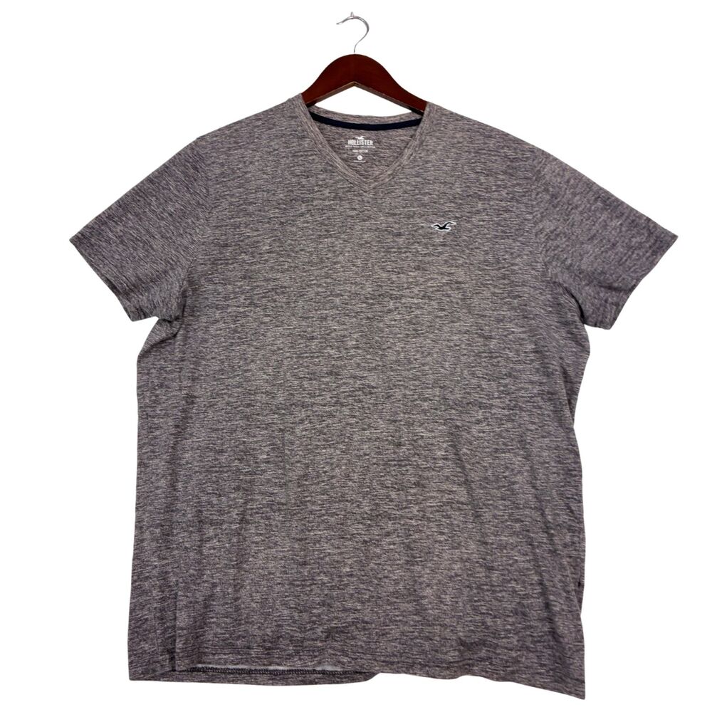 Hollister Must Have Collection T Shirt Mens XL Gray Heather V Neck Cotton Logo